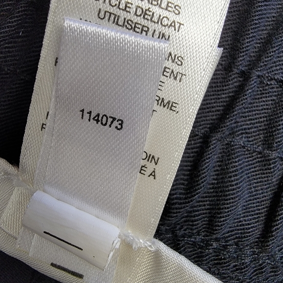 Chico's Black Ultimate Fit Ankle Joggers Pants Size 2 - Picture 10 of 13